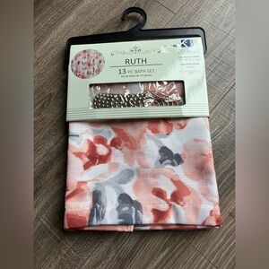 Ruth 13-Piece Bath Set -